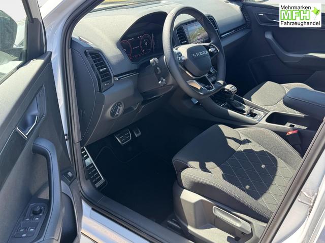 Skoda Karoq Sportline 1,5 TSI DSG 2ZKlima AHK 4x Sitzheizung beheizte Frontscheibe Canton Totewinkel 5J Garantie 