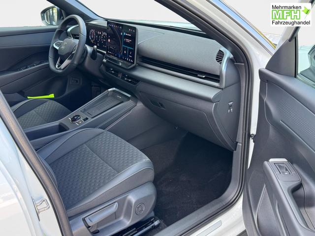 EU-Neuwagen Volkswagen T-Roc 1,5 eTSI DSG R-Line kaifen