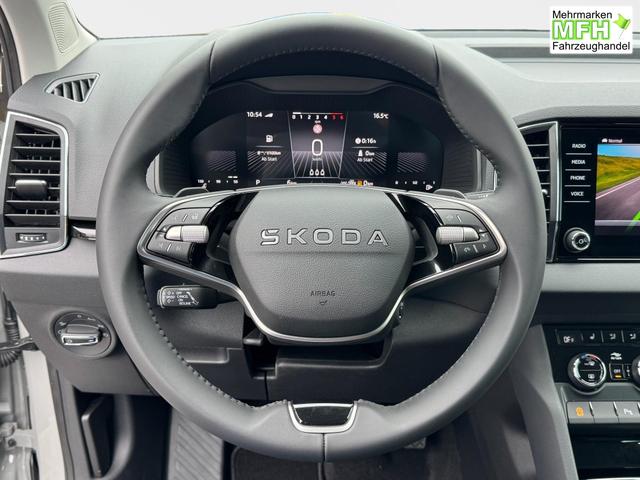 Skoda Karoq Extra Plus 1,5 TSI DSG 2Zoklima 2xEinparkhilfe AHK Kamera Sitzheizung beheiztes Lenkrad 