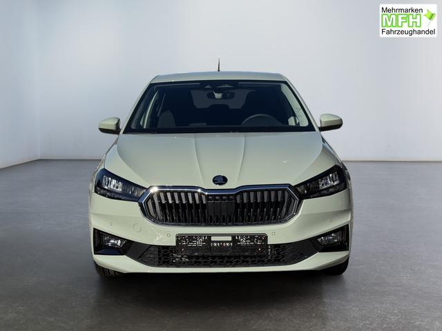 Skoda Fabia Extra Plus 1,5 TSI 2 ZoKlima ACC Navi 2x Einparkhilfe Kessy beheiztes Lenkrad Sitzheizung Sunset 5J Garantie 