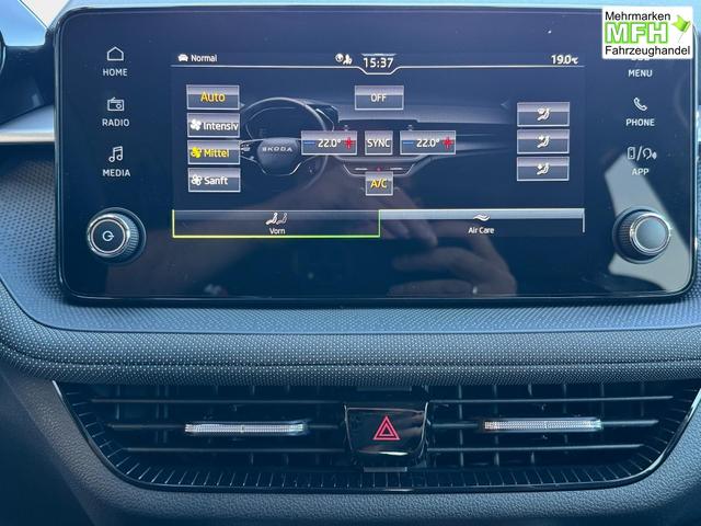 Skoda Fabia Extra Plus 1,5 TSI 2 ZoKlima ACC Navi 2x Einparkhilfe Kessy beheiztes Lenkrad Sitzheizung Sunset 5J Garantie 