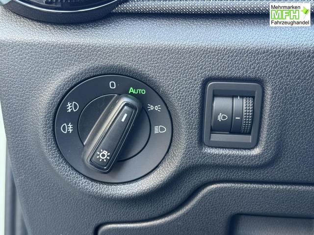 Skoda Fabia Extra Plus 1,5 TSI 2 ZoKlima ACC Navi 2x Einparkhilfe Kessy beheiztes Lenkrad Sitzheizung Sunset 5J Garantie 