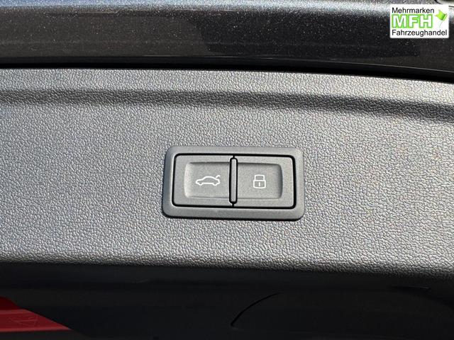 Audi A3 TFSI 150 S tronic line AHK Matrix ACC elHk SpSi 3JG 