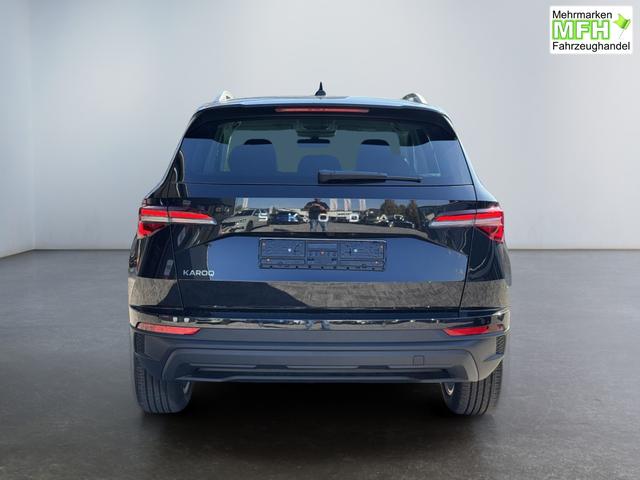 Skoda Karoq Extra Plus 1,5 TSI DSG 2Zoklima 2xEinparkhilfe AHK Kamera Sitzheizung beheiztes Lenkrad 