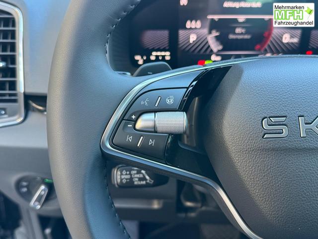 Skoda Karoq Extra Plus 1,5 TSI DSG 2Zoklima 2xEinparkhilfe AHK Kamera Sitzheizung beheiztes Lenkrad 