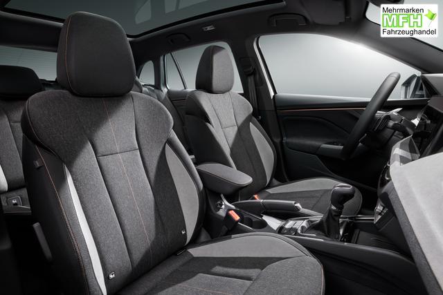 Skoda Scala Selection 1,5 TSI DSG LED 2ZKlima PDC 5J Garantie Tempomat Alu Felgen SmartLink Sitzheizung Multi Lederlenkrad Bluetooth 