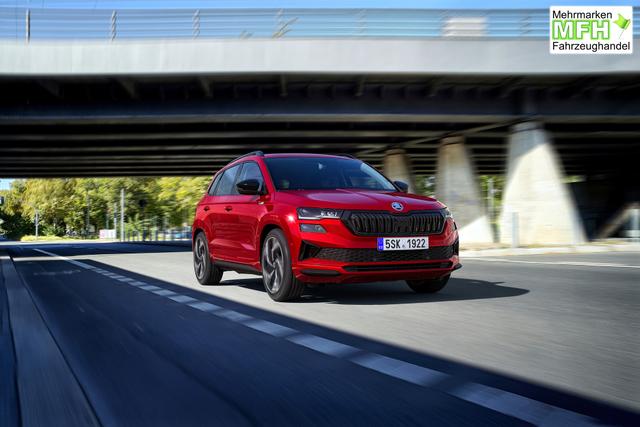 Skoda Karoq Sportline 2,0 TDI 2ZoKlima 18 Zoll Alu Navigation 5J Garantie 10 ViCo Matrix ACC el Heckklappe 2 x PDC Kamera 