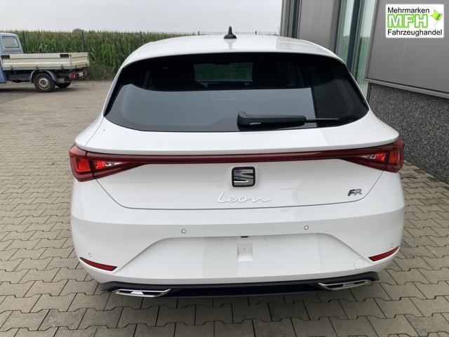 Seat Leon Style 1.5 eTSI Mild-Hybrid 150PS DSG/AUTOMATIK, 5 Jahre Garantie, 16" Alu, Climatronic, Parksensoren vorn/hinten, Media System PLUS 10,4"/Bluetooth, Tempomat, Full Digital Cockpit, LED-Scheinwerfer, M-Lederlenkrad, Reserverad, Verkehrszeichenerkennung 