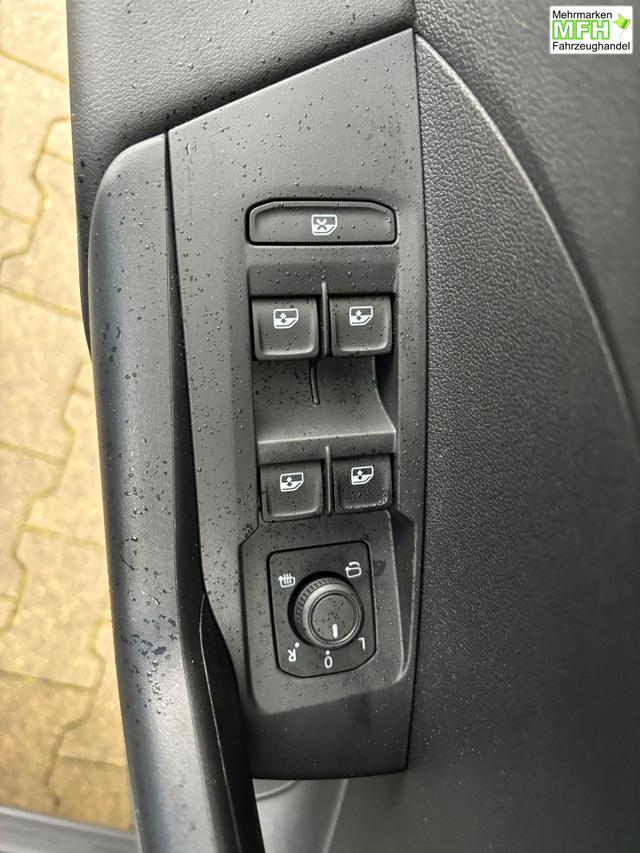 Volkswagen T-Cross Limited 1.0 TSI 115PS DSG/AUTOMATIK, 17"Alu, R&uuml;ckfahrkamera, Keyless Access, Abgedunkelte Scheiben, Sicht-Paket, Metallic, Parksensoren vo/hi, Radio Composition 8", Klima, M-Lederlenkrad, Digitales Cockpit, Dachreling, Wireless App-Connect, Side Assist, ACC Temp 