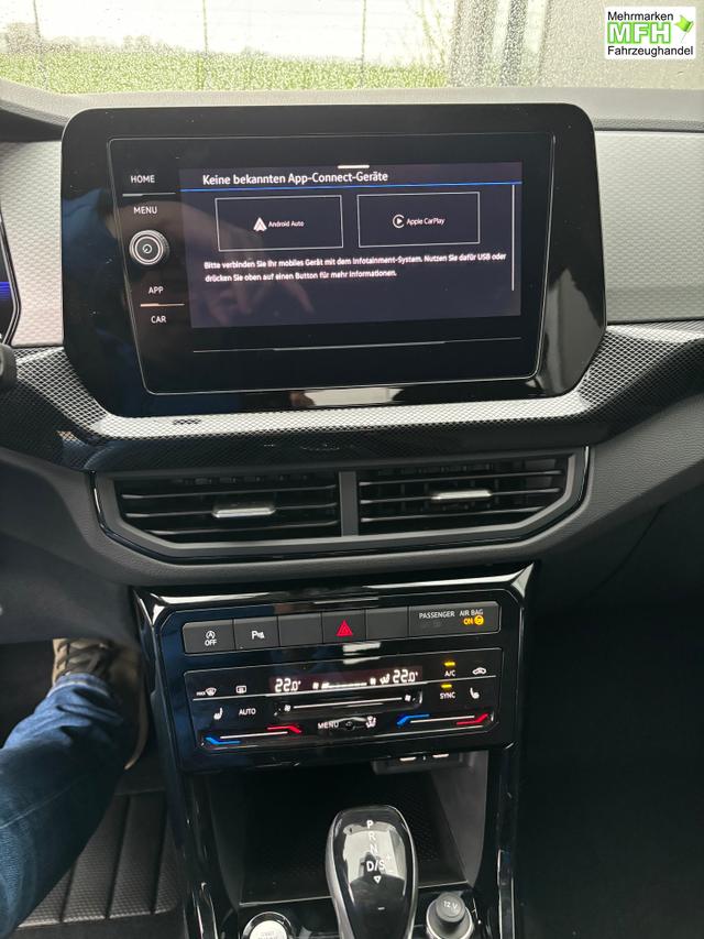 Volkswagen T-Cross Limited 1.0 TSI 115PS DSG/AUTOMATIK, 17"Alu, R&uuml;ckfahrkamera, Keyless Access, Abgedunkelte Scheiben, Sicht-Paket, Metallic, Parksensoren vo/hi, Radio Composition 8", Klima, M-Lederlenkrad, Digitales Cockpit, Dachreling, Wireless App-Connect, Side Assist, ACC Temp 
