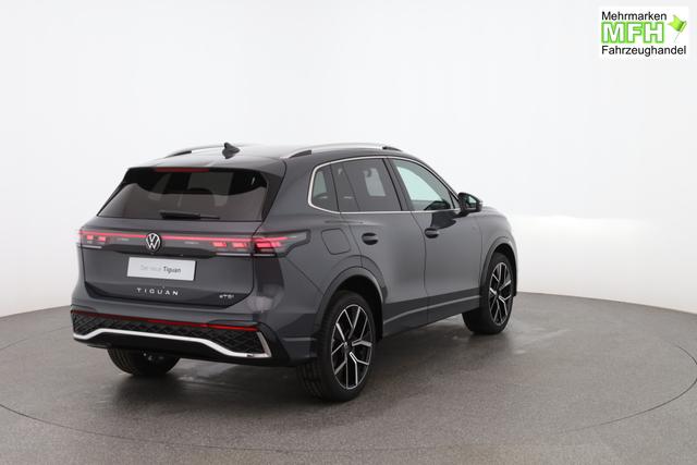Volkswagen Tiguan R-Line 1.5 TSI eHYBRID (Benzin/Elektro) 272PS DSG, 19" Alu, Winterpaket, R-LINE-EXTERIEUR, ACC, LED-Scheinwerfer PLUS, Park Assist, Parksensoren vo/hi, R&uuml;ckfahrkamera, Digital Cockpit, Radio Ready2Discover, Climatronic, Keyless, Alarm, Elektr. Heckklappe 
