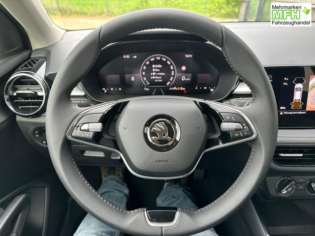 Skoda Fabia Top Selection ANGEBOT F&Uuml;R MENSCHEN MIT BEHINDERUNG AB 50%! 1.0 TSI 116PS DSG/AUTOMATIK, 15" Alu, Climatronic, SunSet, Multifunktions-Lederlenkrad beheizt, Infotainment 8", Smart Link, LED-Scheinwerfer, Nebelscheinwerfer, Parksensoren hinten, Sitzheizung, Tempomat 