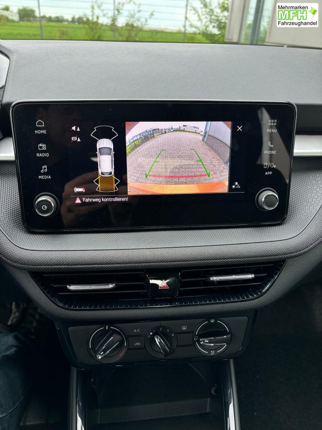 Skoda Fabia Top Selection ANGEBOT F&Uuml;R MENSCHEN MIT BEHINDERUNG AB 50%! 1.0 TSI 116PS DSG/AUTOMATIK, 15" Alu, Climatronic, SunSet, Multifunktions-Lederlenkrad beheizt, Infotainment 8", Smart Link, LED-Scheinwerfer, Nebelscheinwerfer, Parksensoren hinten, Sitzheizung, Tempomat 