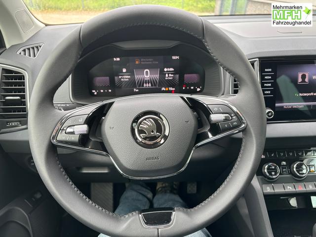 Skoda Karoq Classic 2.0 TDI 115PS, 16" Alu, Elektr. Heckklappe, Virtual Cockpit 10", Parksensoren vorn/hinten, Rückfahrkamera, Kessy, Winter-Paket, SunSet, Climatronic, Tempomat, Radio 8"+Wireless Smartlink, Dachreling, LED-Scheinwerfer, Nebelscheinwerfer 