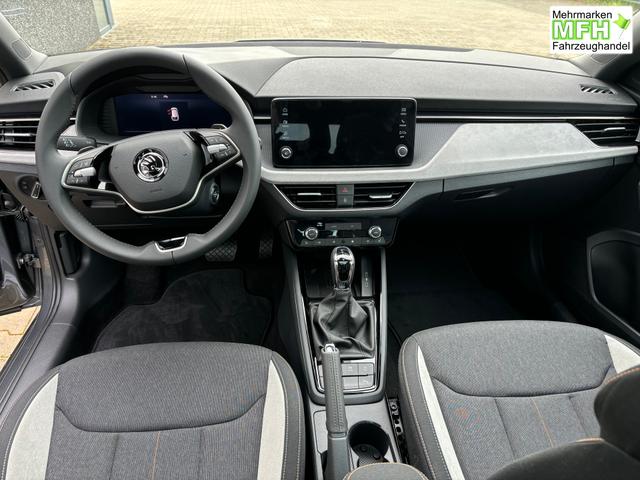 Skoda Scala Extra Plus 1.5 TSI 150PS, 5 Jahre Garantie, 16" Alu, Kessy, Alarm, Parksensoren vo/hi, Kamera, Sitzheizung, Climatronic, Tempomat, SunSet, Radio 8" + Smartlink, M-Lederlenkrad beheizt, Verlängerte Heckscheibe, LED-Scheinwerfer, NSW 