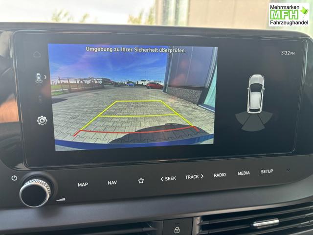 Hyundai i20 Comfort 1.2i 79PS, AURORA-GRAU METALLIC, 16" ALUFELGEN, 5 Jahre Garantie, NAVIGATION 10,25", Klima, Parksensoren hinten, R&uuml;ckfahrkamera, Alarm, Lederlenkrad, Tempomat, Armlehne vorne, Reserverad, 4x elektr. Fensterheber, Fernlicht-Assistent 