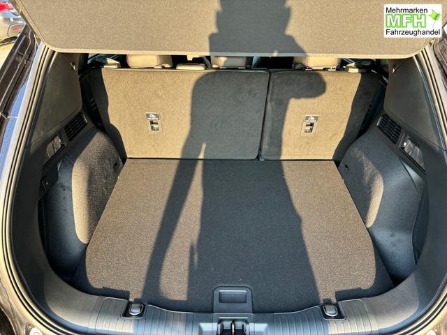 Ford Kuga ST-Line X 2.5 Duratec Hybrid FHEV 180PS CVT (AUTOMATIK), 5 Jahre Garantie, 18" Alu, Leder-Polster, Elektr. Heckklappe, Navigation 13", Soundsystem, Parksensoren v/h, 360&deg;-Kamera, Toter-Winkel-Assistent, Climatronic, Privacy-Glas, Key-Free-System 