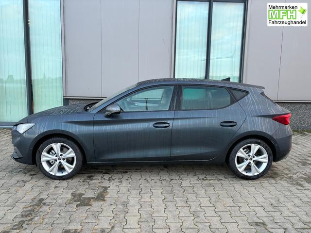 Seat Leon Style 1.5 eTSI Mild-Hybrid 150PS DSG/AUTOMATIK, 5 Jahre Garantie, 16" Alu, Climatronic, Parksensoren vorn/hinten, Media System PLUS 10,4"/Bluetooth, Tempomat, Full Digital Cockpit, LED-Scheinwerfer, M-Lederlenkrad, Reserverad, Verkehrszeichenerkennung 