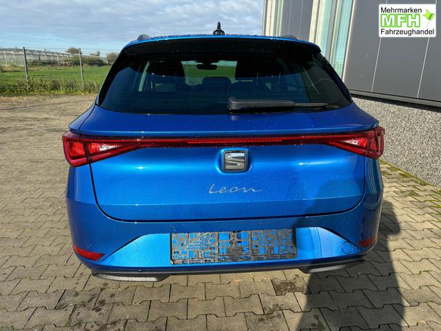 Seat Leon Sportstourer FR 1.5 eTSI Mild-Hybrid 150PS DSG/AUTOMATIK, 16" ALU, 1-Zonen-Climatronic, Privacy-Glas, Parksensoren vorn/hinten, Radio 10,4", Tempomat, LED-Scheinwerfer/-r&uuml;ckleuchten, M-Lederlenkrad, Nebelscheinwerfer 