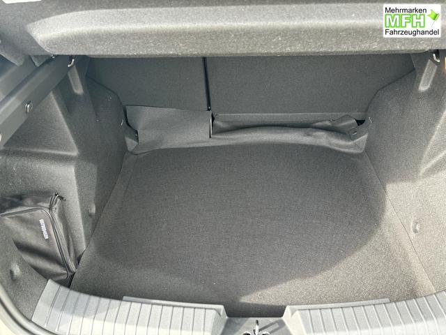 Dacia Duster Journey 1.8 HYBRID 155 AUTOMATIK (Benzin/Elektro), 18" Alufelgen "TAGASAN", Klimaautomatik, Hands-free, Rückfahrkamera, Parksensoren hinten, LED-Scheinwerfer, NAVI MEDIA LIV 10", Abgedunkelte Scheiben, Nebelscheinwerfer, Armlehne, Dachreling, Tempomat 