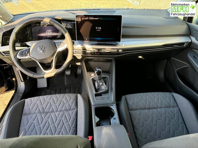 Volkswagen Golf Variant R-Line 1.5 eTSI (Mild-Hybrid) 150PS DSG (AUTOMATIK), WINTERPAKET, 17" Alu, Sportsitze, Sportfahrwerk, Abgedunkelte Scheiben, Adaptiver Tempomat ACC, Digital Cockpit Pro, LED-Scheinwerfer, Radio2Discover 12,9" + App-Connect, Parksensoren vo/hi, R&uuml;ckfahrkamera 