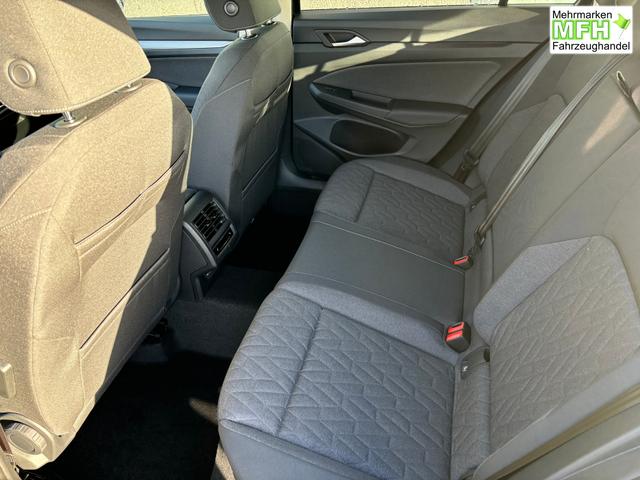 Volkswagen Golf Variant R-Line 1.5 eTSI (Mild-Hybrid) 150PS DSG (AUTOMATIK), WINTERPAKET, 17" Alu, Sportsitze, Sportfahrwerk, Abgedunkelte Scheiben, Adaptiver Tempomat ACC, Digital Cockpit Pro, LED-Scheinwerfer, Radio2Discover 12,9" + App-Connect, Parksensoren vo/hi, R&uuml;ckfahrkamera 