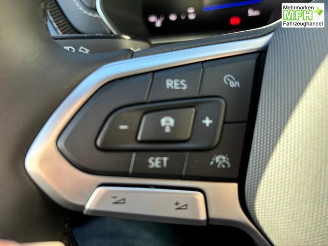 Volkswagen T-Cross R-Line 1.0 TSI 115PS DSG/AUTOMATIK, 17" Alu, LED-Scheinwerfer, Adaptiver Tempomat, Parksensoren vo/hi, Radio "Ready2Discover", Wireless App-Connect, Klima, Lederlenkrad, Digitales Cockpit, Sto&szlig;f&auml;nger im R-Design, Side Assist, Travel Assist 