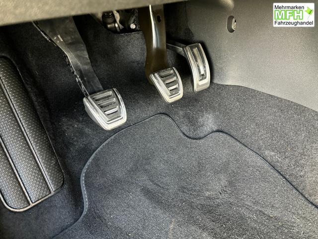 Volkswagen T-Cross R-Line 1.0 TSI 115PS DSG/AUTOMATIK, 17" Alu, LED-Scheinwerfer, Adaptiver Tempomat, Parksensoren vo/hi, Radio "Ready2Discover", Wireless App-Connect, Klima, Lederlenkrad, Digitales Cockpit, Sto&szlig;f&auml;nger im R-Design, Side Assist, Travel Assist 