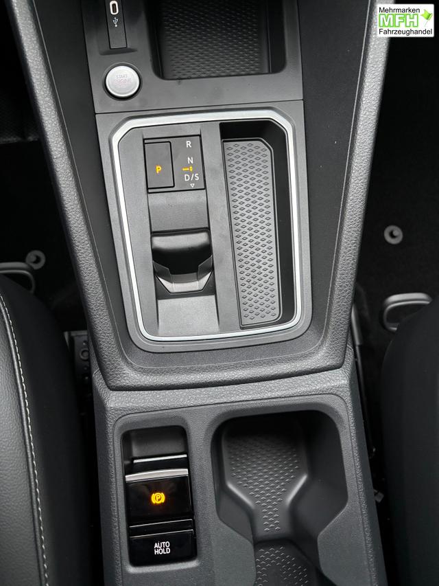 Volkswagen Caddy Style MAXI 7-SITZER 1.5 TSI 115PS DSG/AUTOMATIK, Deep-Black, 17" Alu/Ganzjahresreifen, Winterpaket, ACC-Tempomat, Toter-Winkel, ParkAssist, Parksensoren vo/hi, Rückfahrkamera, Radio Ready2Discover 10" + Wireless AppConnect, Climatronic, Abgedunkelte Scheiben 