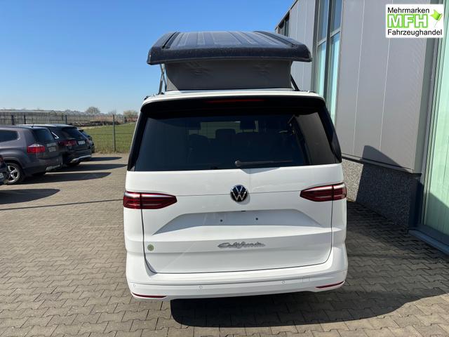 Volkswagen T7 California Beach 2.0 TSI 204PS DSG (AUTOMATIK), Aufstelldach, Klimaanlage, Parksensoren vorne und hinten, Digital Cockpit Pro, Radio Ready2Discover 10" + Wireless App-Connect, SIDE ASSIST, ACC, LED-Scheinwerfer, M-Lederlenkrad, Schiebetüren links rechts 