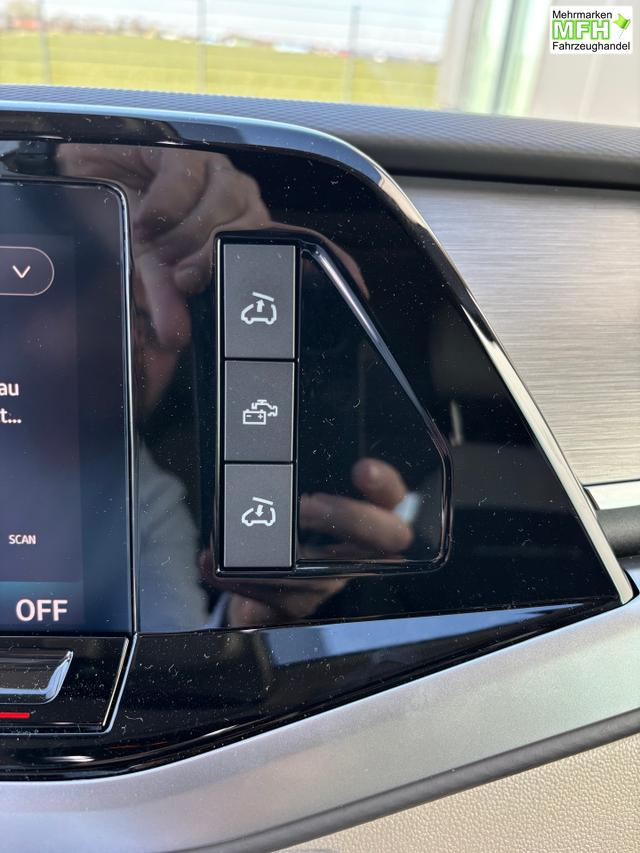 Volkswagen T7 California Beach 2.0 TSI 204PS DSG (AUTOMATIK), Aufstelldach, Klimaanlage, Parksensoren vorne und hinten, Digital Cockpit Pro, Radio Ready2Discover 10" + Wireless App-Connect, SIDE ASSIST, ACC, LED-Scheinwerfer, M-Lederlenkrad, Schiebetüren links rechts 