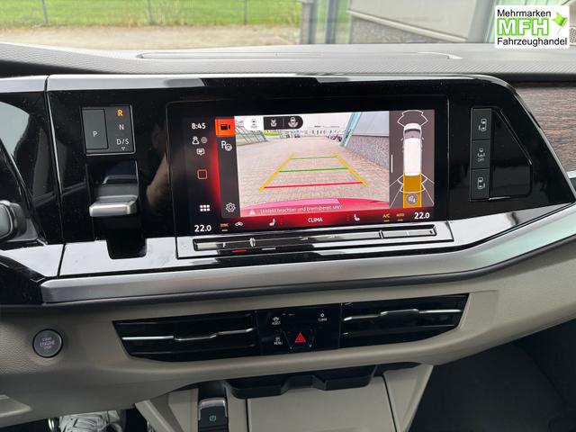 Volkswagen T7 Multivan Style 2.0 TSI 204PS DSG, 5 Jahre VW-Garantie, 7-Sitzer, IQ.LIGHT LED-MATRIX-SCHEINWERFER, 3-ZONEN-CLIMATRONIC, Alarm, Digital Cockpit Pro, Sitzheizung, 17" Alu, R&uuml;ckfahrkamera, Park Assist, Parksensoren vorn & hinten, Elektr. Schiebet&uuml;re links rechts 