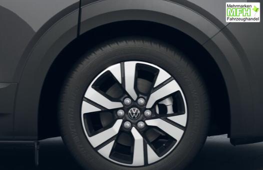 Volkswagen T7 Kombi PanAmericana 2.0 TDI 150PS AUTOMATIK + LANGER RADSTAND, 17" Alu "Monte Carlo", M-Lederlenkrad, Sitzheizung, 1-Zonen-Klimaautomatik, Parksensoren hinten, Privacy-Glas, 70l-Tank, Radio 13" Wireless App-Connect, Tempomat, Digitales Cockpit, Keyless Start, Schiebet&uuml;re 