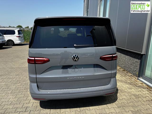 Volkswagen T7 Multivan Style 2.0 TSI 204PS DSG, 5 Jahre VW-Garantie, 7-Sitzer, IQ.LIGHT LED-MATRIX-SCHEINWERFER, 3-ZONEN-CLIMATRONIC, Alarm, Digital Cockpit Pro, Sitzheizung, 17" Alu, R&uuml;ckfahrkamera, Park Assist, Parksensoren vorn & hinten, Elektr. Schiebet&uuml;re links rechts 