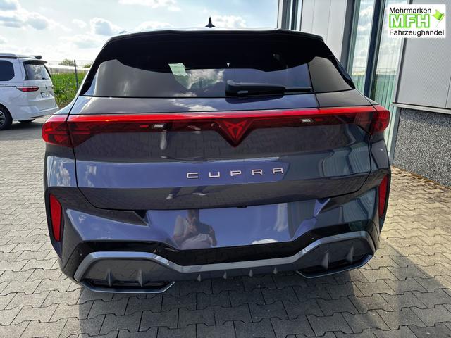 Cupra Terramar Basis 1.5 e-TSI 150PS DSG, 5 Jahre Garantie, 18" Alu, Climatronic, Parksensoren vorn/hinten, Rückfahrkamera, Tempomat, Media 12,9" + Full Link, M-Lederlenkrad, Dachreling, LED-Scheinwerfer 