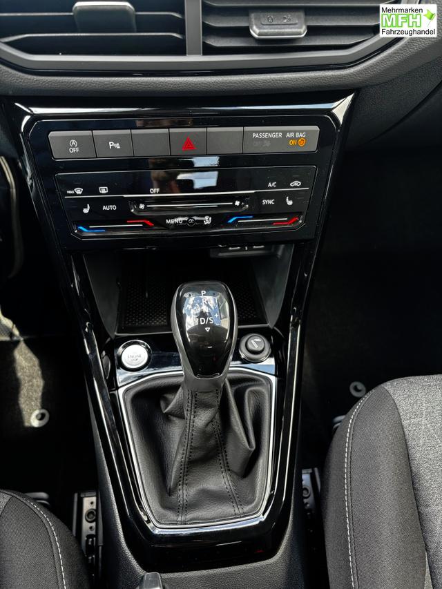 Volkswagen T-Cross LIFE 1.0 TSI 115PS DSG/AUTOMATIK, SCHWARZ-Metallic, Park Assist, Parksensoren v/h, R&uuml;ckfahrkamera, Privacy-Glas, Sitzheizung, Climatronic, IQ LIGHT MATRIX, Radio Ready2Discover+Wireless App-Connect, 17" Alu, KEYLESS, ACC Tempomat, SIDE Travel Assist 