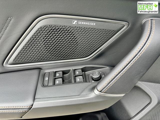 Cupra Leon Sportstourer Basis 1.5 TSI 150PS 6-Gang, 5J Garantie, SCHWARZ-METALLIC, MATRIX-LED, AHK SCHWENKBAR, EDGE-PAKET, DYNAMIC-DESIGN, Elektr. Heckklappe, Dachreling, 18" Alu, Voll-LED-Scheinwerfer, 3Z-Climatronic, ACC/Tempomat, Full Link, Parksensoren v/h, Privacy-Glas 