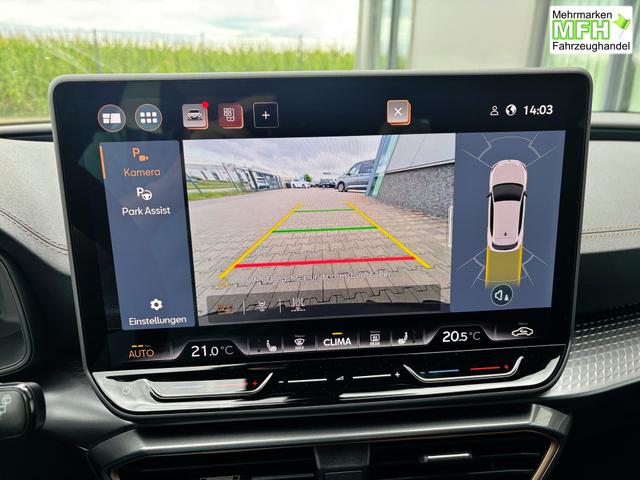 Cupra Leon Sportstourer Basis 1.5 TSI 150PS 6-Gang, 5J Garantie, SCHWARZ-METALLIC, MATRIX-LED, AHK SCHWENKBAR, EDGE-PAKET, DYNAMIC-DESIGN, Elektr. Heckklappe, Dachreling, 18" Alu, Voll-LED-Scheinwerfer, 3Z-Climatronic, ACC/Tempomat, Full Link, Parksensoren v/h, Privacy-Glas 