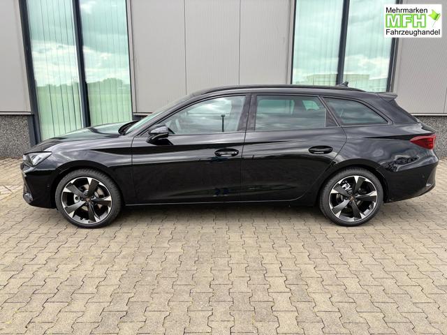 Cupra Leon Sportstourer Basis 1.5 TSI 150PS 6-Gang, 5J Garantie, SCHWARZ-METALLIC, MATRIX-LED, AHK SCHWENKBAR, EDGE-PAKET, DYNAMIC-DESIGN, Elektr. Heckklappe, Dachreling, 18" Alu, Voll-LED-Scheinwerfer, 3Z-Climatronic, ACC/Tempomat, Full Link, Parksensoren v/h, Privacy-Glas 