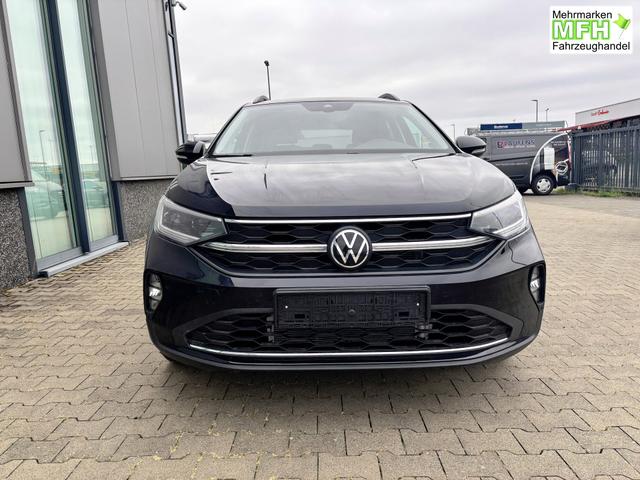 Volkswagen Taigo LIFE 1.5 TSI 150PS DSG/AUTOMATIK, Deep-Black-Metallic, 17" Alu Aberdeen, MATRIX-LED, Sitzheizung, Climatronic, Parksensoren vorn/hinten, R&uuml;ckfahrkamera, Radio Ready2Discover + Wireless App-Connect, Keyless Access, Licht-/Sicht, Privacy-Glas, M-Lederlenkrad 