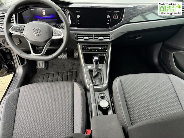 Volkswagen Taigo LIFE 1.5 TSI 150PS DSG/AUTOMATIK, Deep-Black-Metallic, 17" Alu Aberdeen, MATRIX-LED, Sitzheizung, Climatronic, Parksensoren vorn/hinten, R&uuml;ckfahrkamera, Radio Ready2Discover + Wireless App-Connect, Keyless Access, Licht-/Sicht, Privacy-Glas, M-Lederlenkrad 