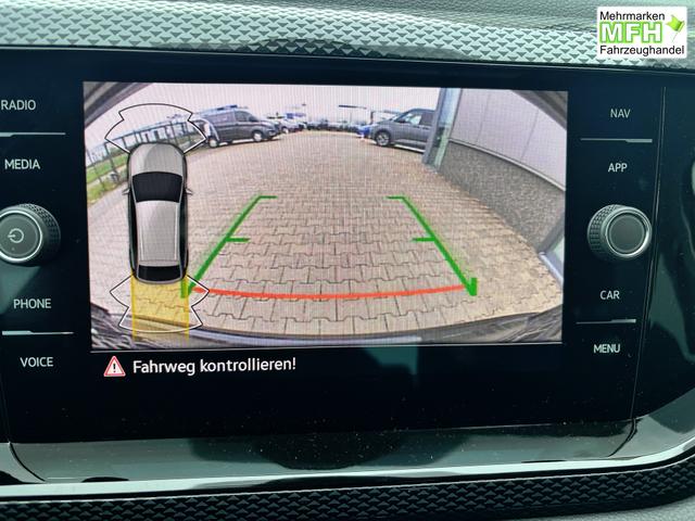 Volkswagen Taigo LIFE 1.5 TSI 150PS DSG/AUTOMATIK, Deep-Black-Metallic, 17" Alu Aberdeen, MATRIX-LED, Sitzheizung, Climatronic, Parksensoren vorn/hinten, R&uuml;ckfahrkamera, Radio Ready2Discover + Wireless App-Connect, Keyless Access, Licht-/Sicht, Privacy-Glas, M-Lederlenkrad 