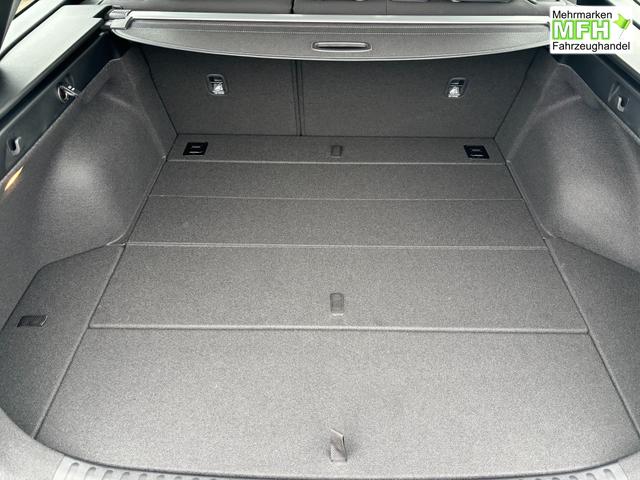 Kia Ceed Sportswagon Spin 1.5 T-GDI 140PS 7DCT (AUTOMATIKGETRIEBE), Schwarz-Metallic, 16" Alufelgen, Klimaanlage, Winter-Paket, Navigationssystem 10,25", Parksensoren hinten, R&uuml;ckfahrkamera, Tempomat, Dachreling, Beheiztes Lederlenkrad, ZV mit Fernbedienung, Reserve-Notrad 