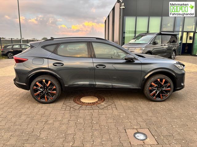 Cupra Formentor Basis 1.5 eHYBRID (PLUG-IN-HYBRID) 204PS DSG, 5 Jahre Garantie, 18" Alufelgen, Voll-LED-Scheinwerfer, 3Z-Climatronic, ACC/Tempomat, Digitales Cockpit, Full Link, Parksensoren v/h, Privacy-Glas, Multifunktions-Lederlenkrad, LED-Nebelscheinwerfer, Dachreling 