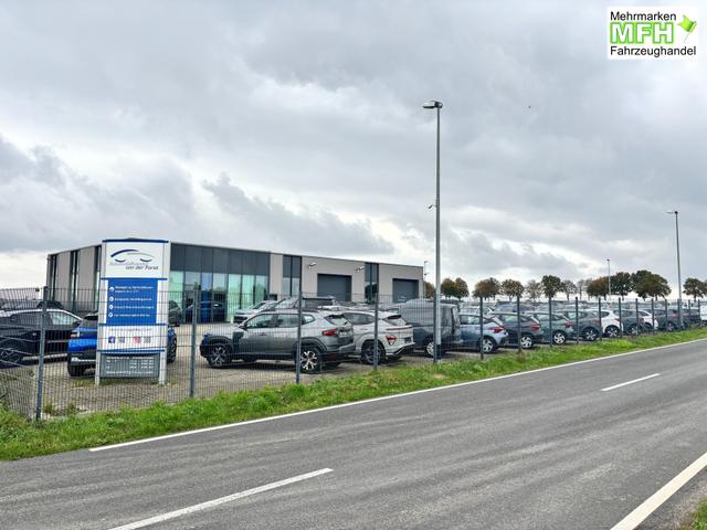 Dacia Duster Journey 1.8 HYBRID 155 AUTOMATIK (Benzin/Elektro), 18" Alufelgen "TAGASAN", Klimaautomatik, Hands-free, Rückfahrkamera, Parksensoren hinten, LED-Scheinwerfer, NAVI MEDIA LIV 10", Abgedunkelte Scheiben, Nebelscheinwerfer, Armlehne, Dachreling, Tempomat 