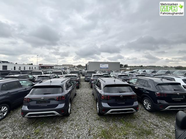 Dacia Duster Journey 1.8 HYBRID 155 AUTOMATIK (Benzin/Elektro), 18" Alufelgen "TAGASAN", Klimaautomatik, Hands-free, Rückfahrkamera, Parksensoren hinten, LED-Scheinwerfer, NAVI MEDIA LIV 10", Abgedunkelte Scheiben, Nebelscheinwerfer, Armlehne, Dachreling, Tempomat 