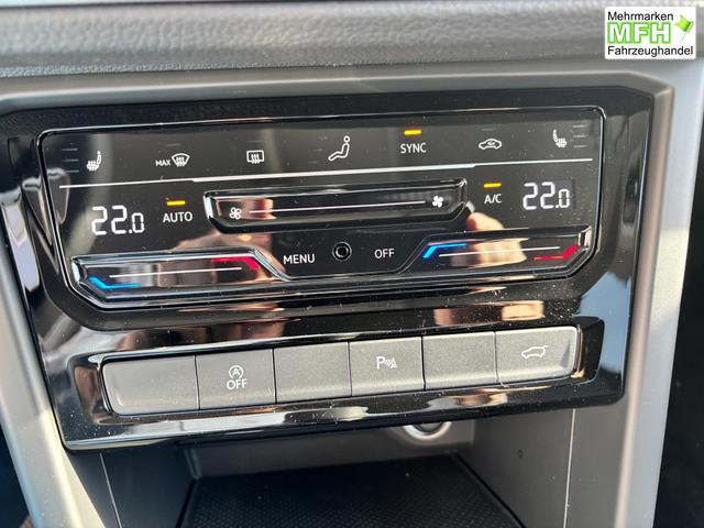 Volkswagen Touran Comfortline 1.5 TSI 150 PS Klima, Parksensoren vo/hi, ACC-Tempomat, Nebelscheinwerfer, Radio Ready2Discover 8", M-Lederlenkrad, Abgedunkelte Scheiben, Dachreling, Digital Cockpit 8" 