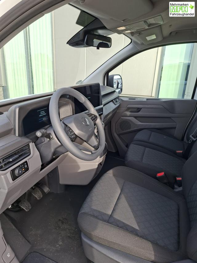 Volkswagen T7 Kombi Basis 2.0 TDI 150PS, 1-Zonen-Klimaautomatik, Parksensoren hinten, Privacy-Glas, 70l-Tank, Radio 13" + Wireless App-Connect, Tempomat, Digitales Cockpit, Keyless Start, Schiebet&uuml;re rechts 