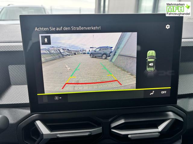 Dacia Duster Expression 1.6 HYBRID 140 AUTOMATIK (Benzin/Elektro), 17" Alufelgen "TERGAN", Klimaanlage, R&uuml;ckfahrkamera, Parksensoren hinten, LED-Scheinwerfer, Radio Media 10" + Smartphone-Spiegelung, Armlehne, Dachreling, Tempomat, Verkehrszeichenerkennung, Spurassistent 