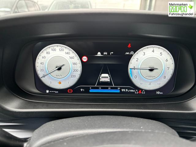 Hyundai i20 Family 1.2i 79PS, SCHWARZ-METALLIC, 16" ALUFELGEN, 5 Jahre Garantie, WINTER-PAKET, KLIMAAUTOMATIK, Abgedunkelte Scheiben, NAVIGATION 10,25", Parksensoren hinten, R&uuml;ckfahrkamera, Alarm, Lederlenkrad, Tempomat, Armlehne vorne, Reserverad 